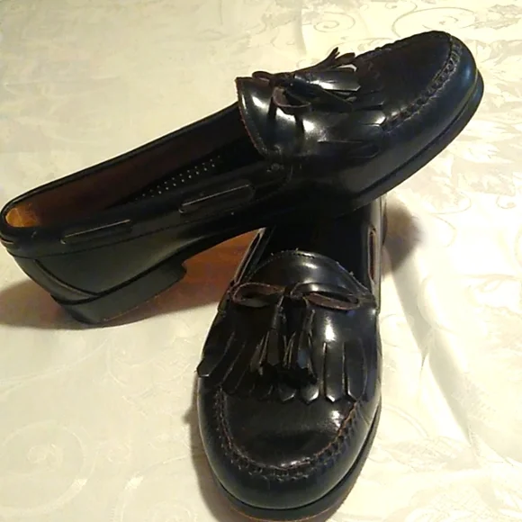 Cole Haan | Shoes | Cole Haan Black Shoes Size Tassel  display picture 1